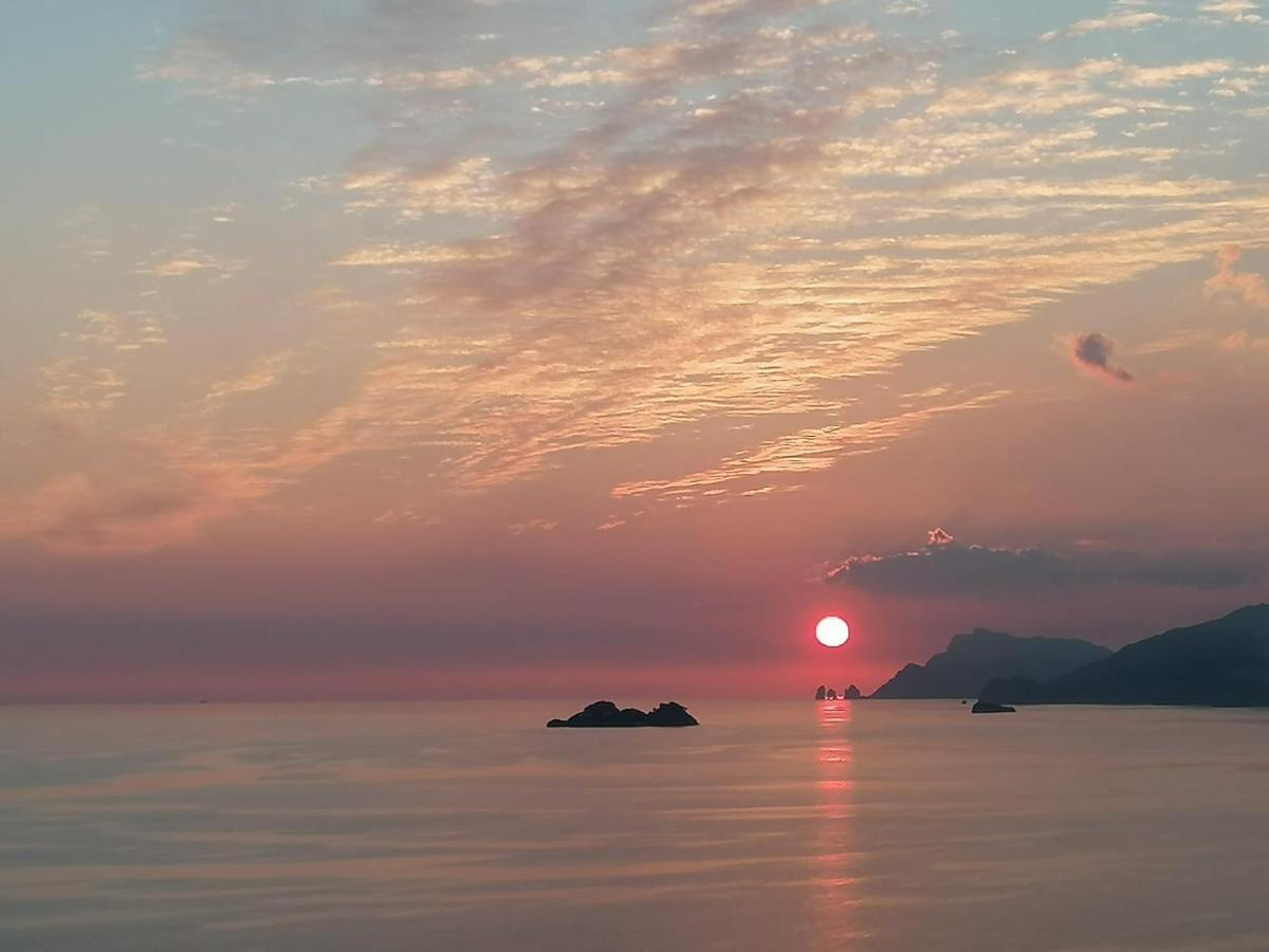 Mija Sunset Home Praiano Habitación foto